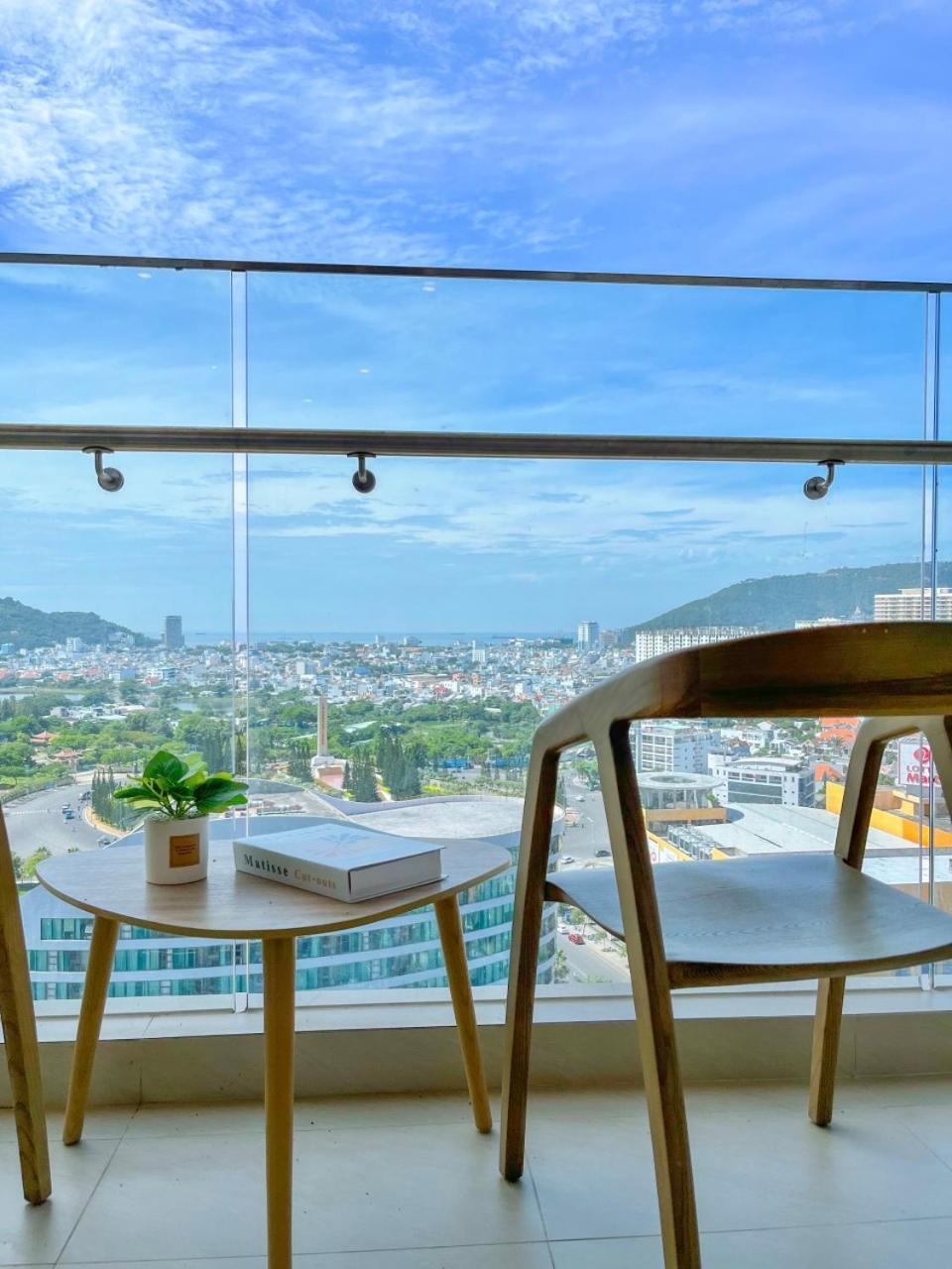 Vung Tau The Song Apartment - Ruby Homestay Luaran gambar