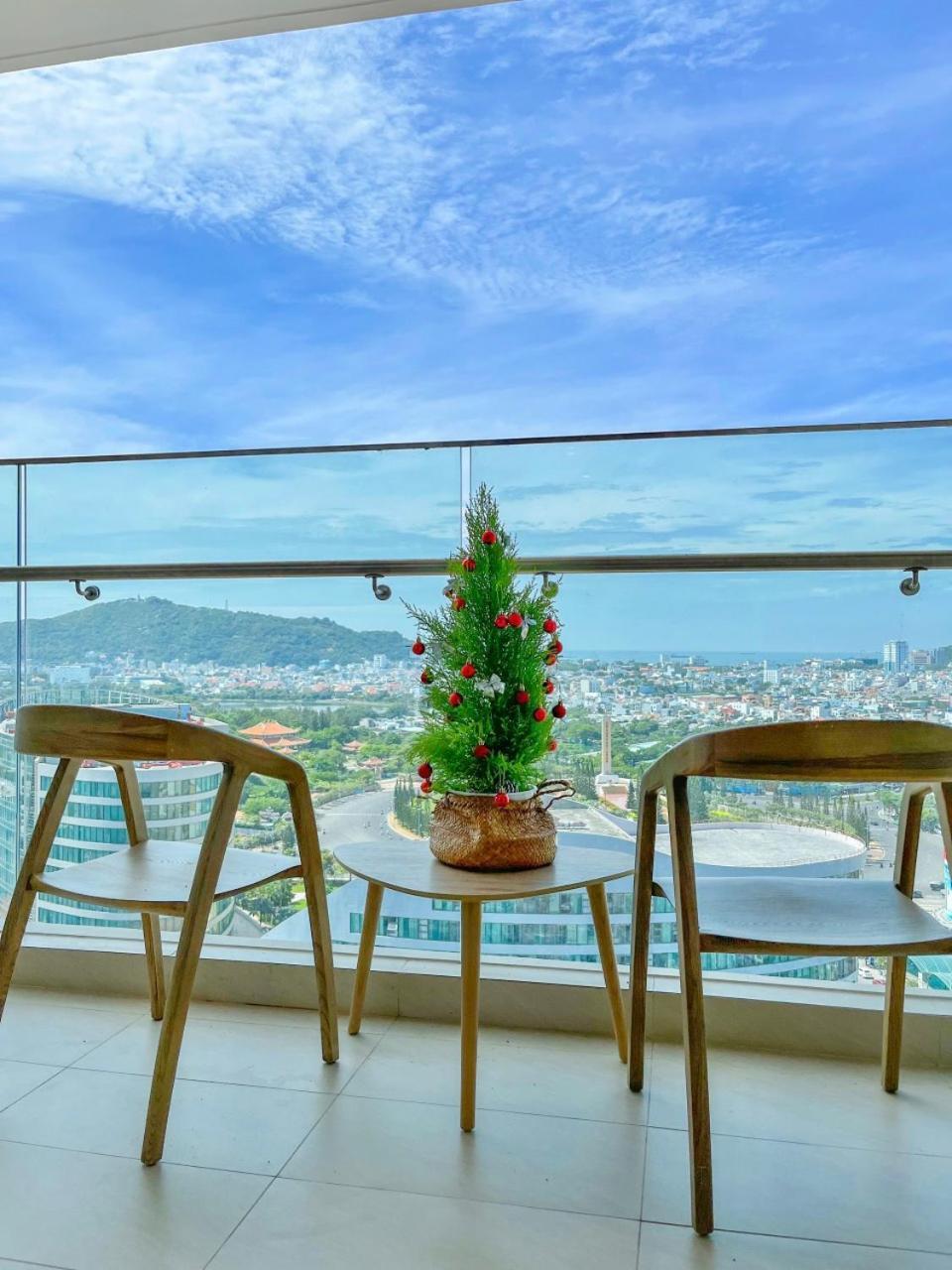 Vung Tau The Song Apartment - Ruby Homestay Luaran gambar